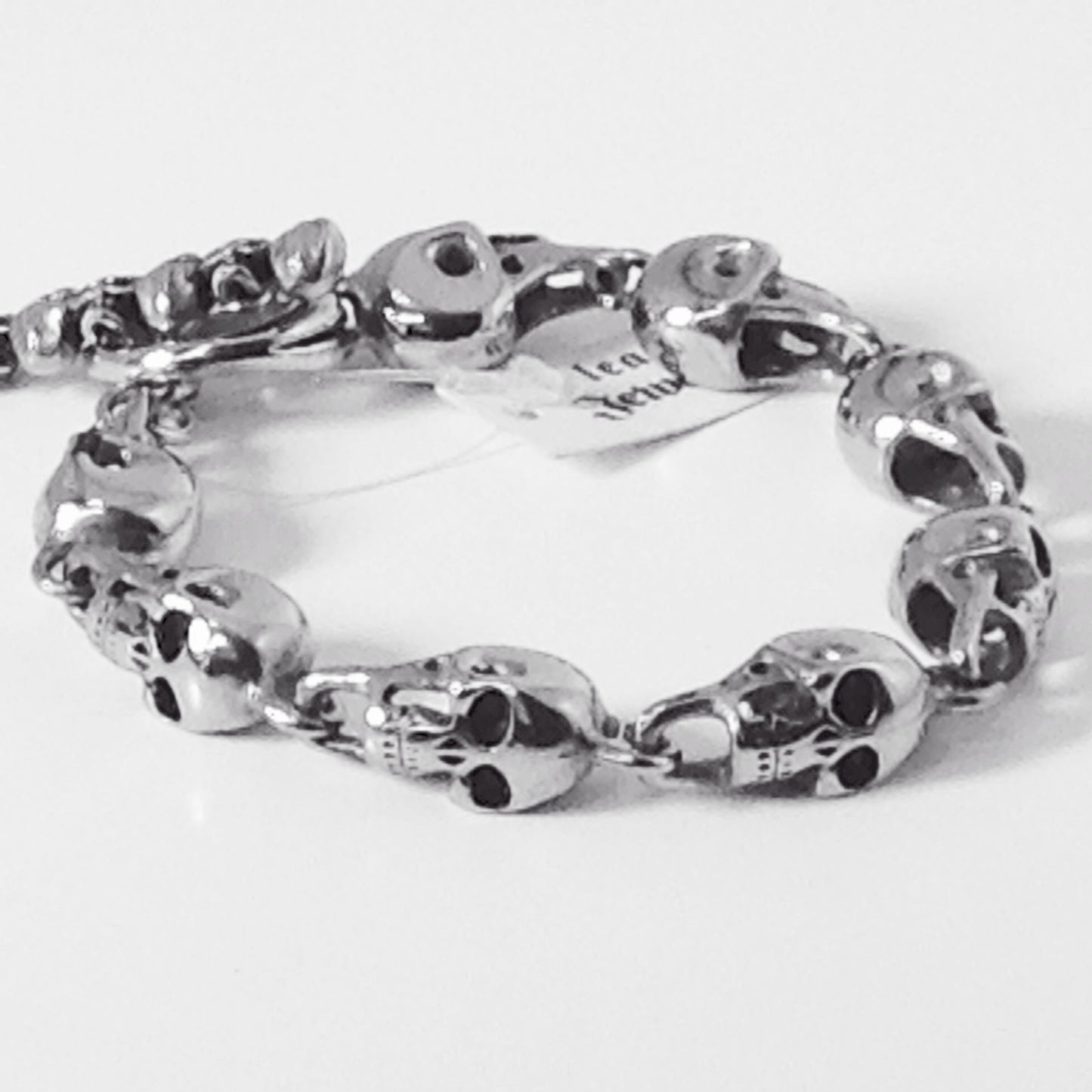 3D Skull heads bracelet with skull toggle - Unleashed Jewelry